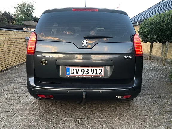 Peugeot 5008 2010 photo 3
