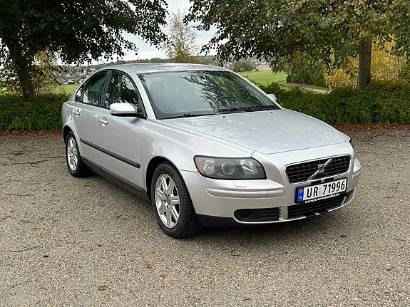 Volvo S40 2005 photo 2