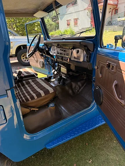 Toyota Land Cruiser 1985 photo 4