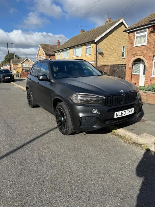 BMW X5 2014 photo 2