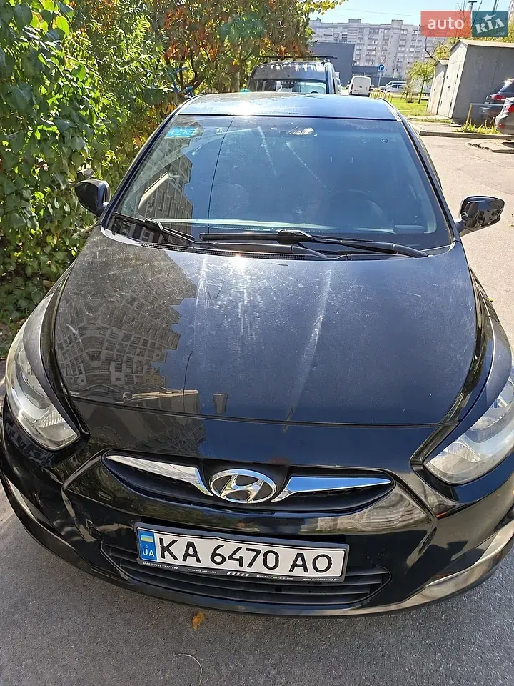 Hyundai Accent 2011 photo 5