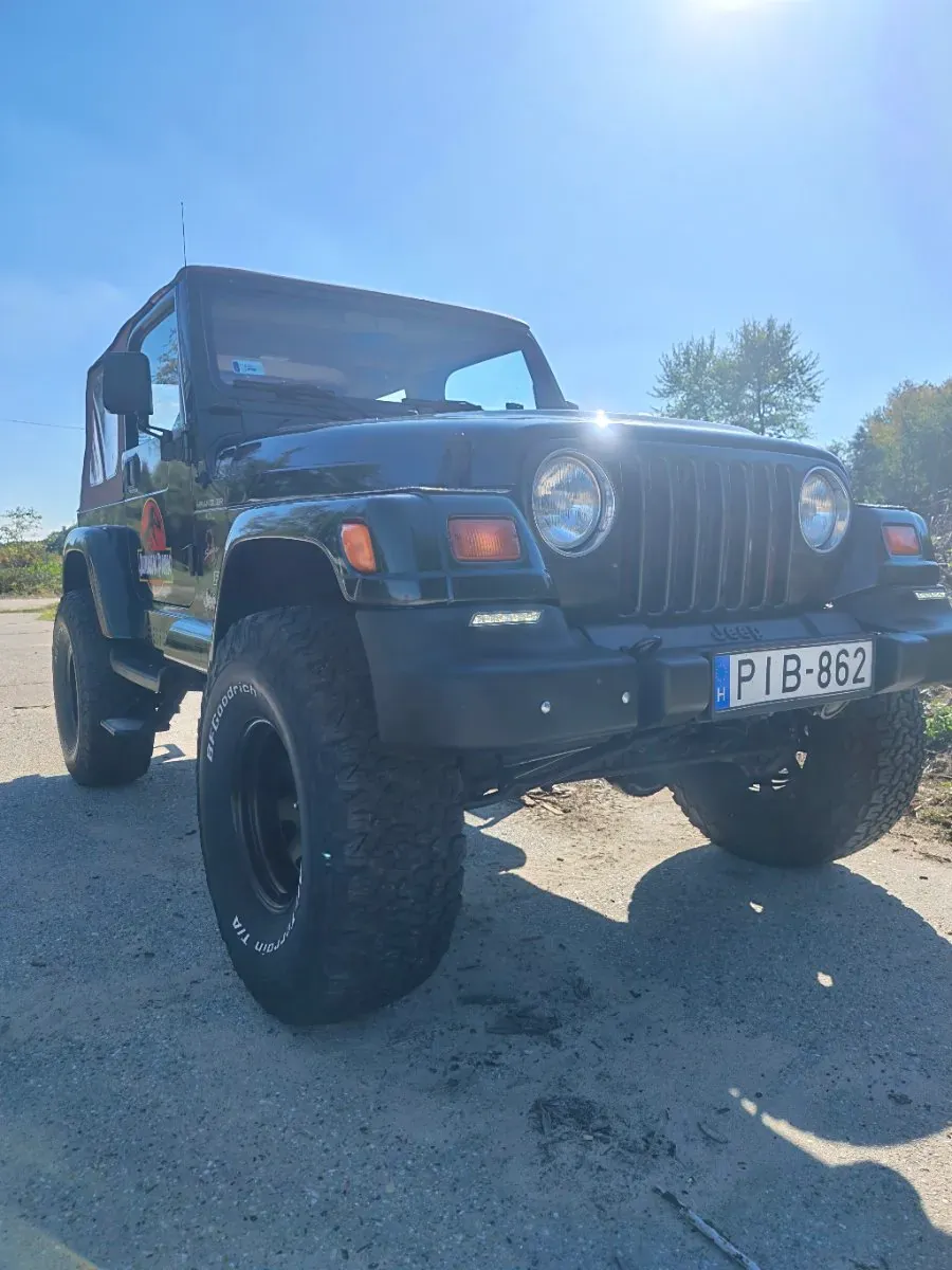Jeep Wrangler 1998 photo 3