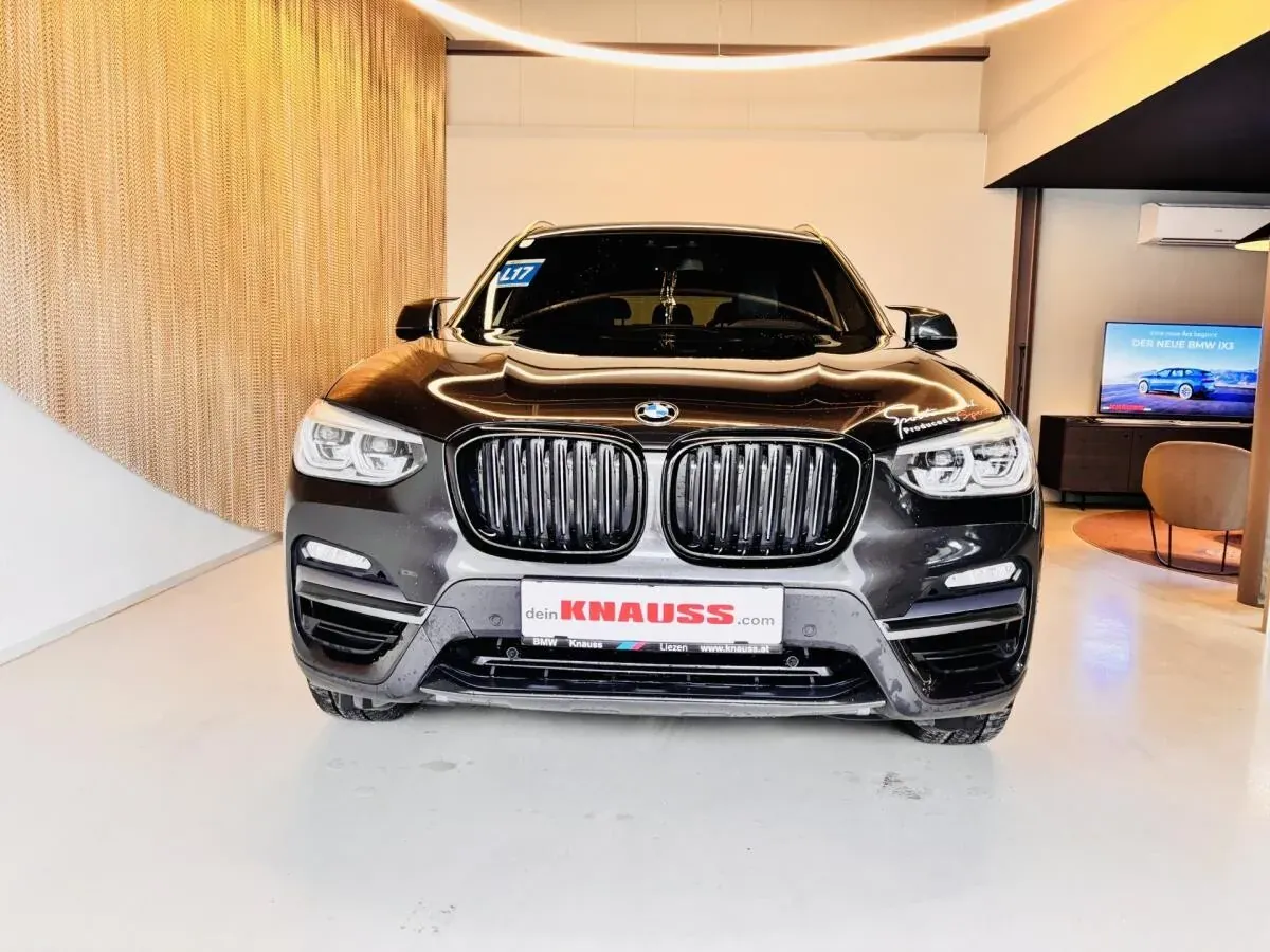 BMW X3 2019 photo 2
