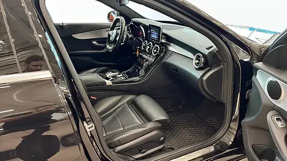 Mercedes-Benz C180 2018 photo 3