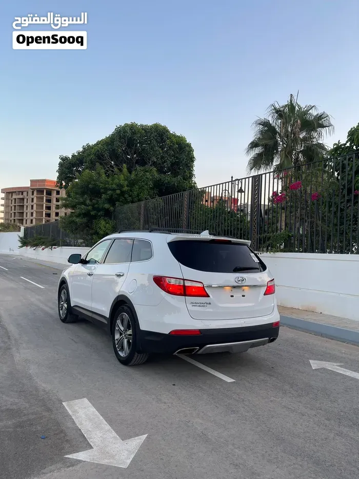 Hyundai Santa Fe 2016 photo 4