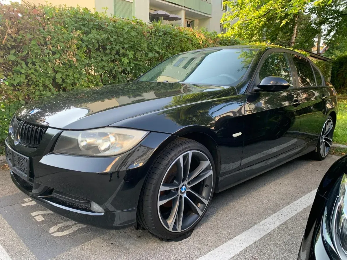 BMW 3 Series 2007 photo 2