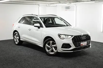 Audi Q3 2022 photo 2