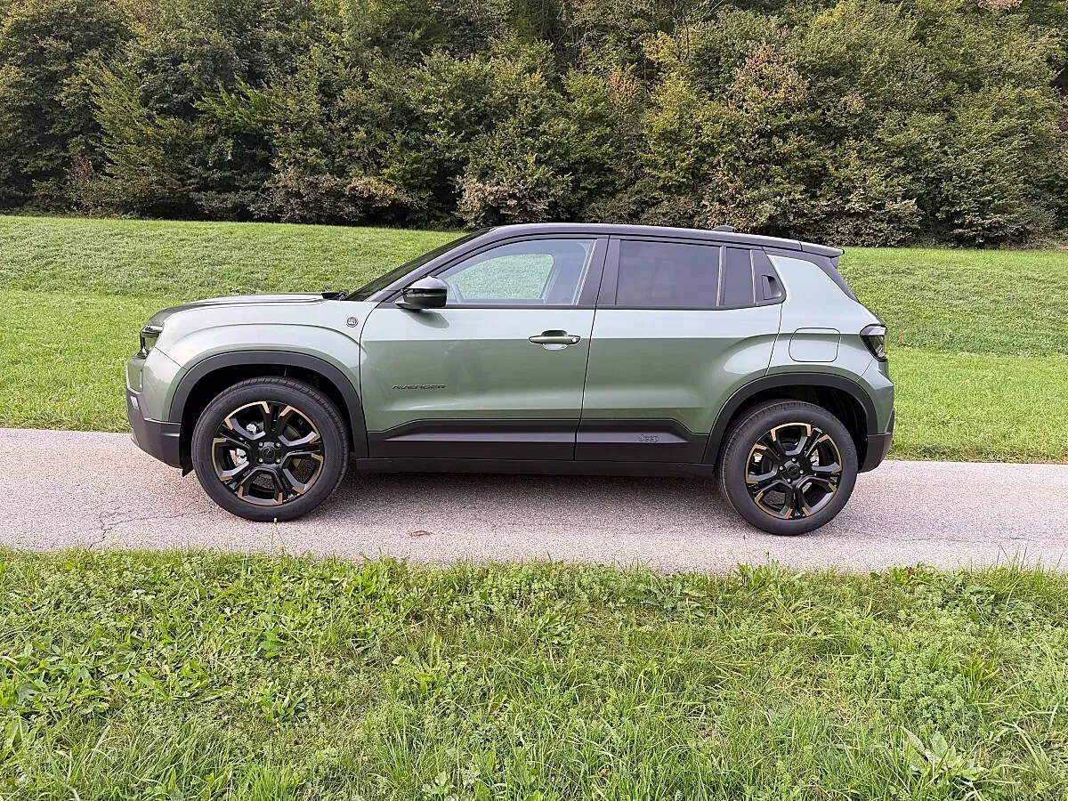 Jeep Avenger 2026 photo 2