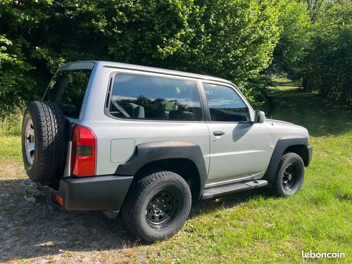 Nissan Patrol 2006 photo 2