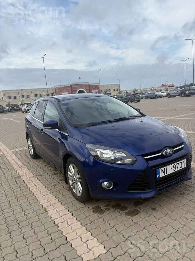 Ford Focus 2013 photo 4