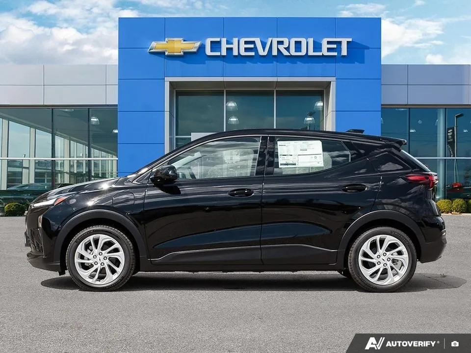 Chevrolet Bolt 2027 photo 3