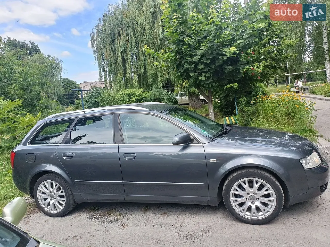 Audi A4 2004 photo 3
