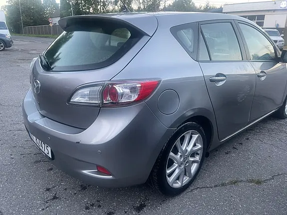 Mazda 3 2011 photo 5