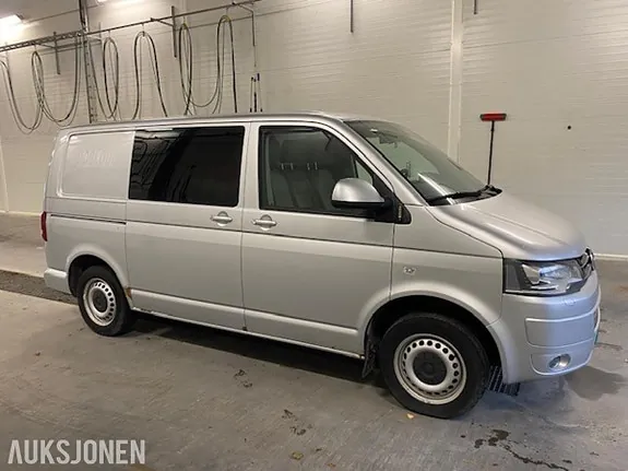Volkswagen Transporter 2015 photo 2