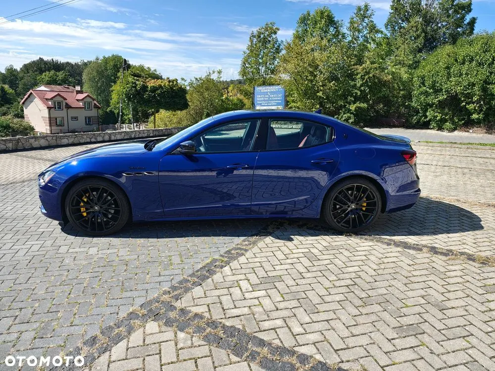 Maserati Ghibli 2023 photo 2