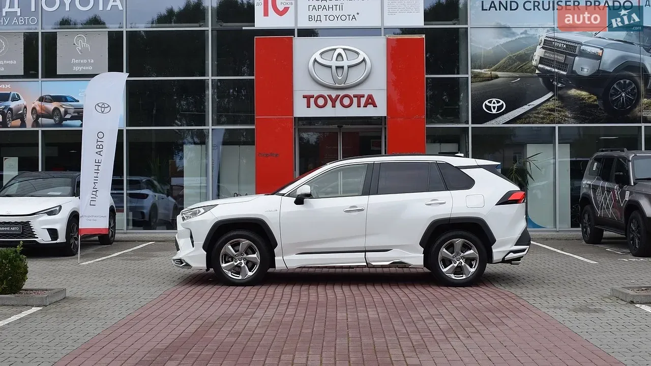 Toyota Rav4 2021 photo 3
