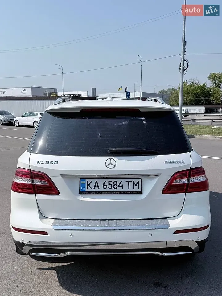 Mercedes-Benz M-Class 2012 photo 5
