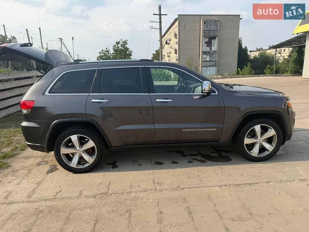 Jeep Grand Cherokee 2014 photo 2