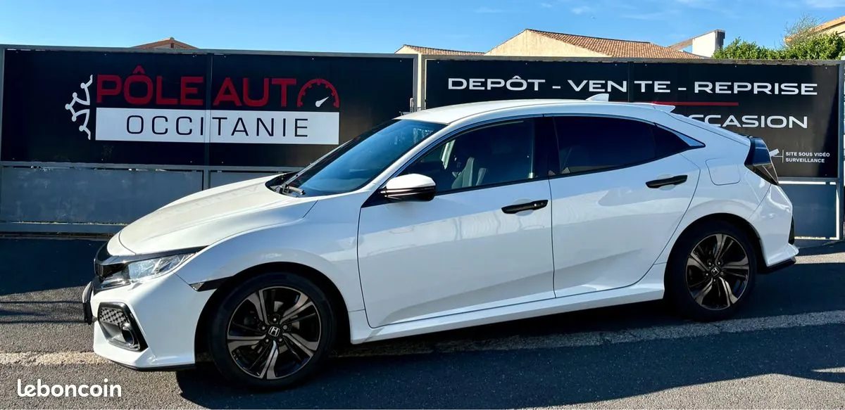 Honda Civic 2018 photo 3