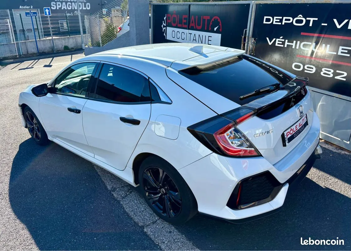 Honda Civic 2018 photo 4
