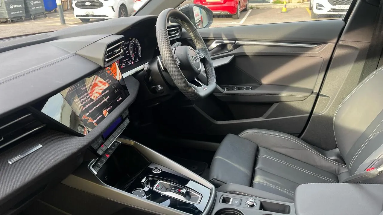 Audi A3 2026 photo 2