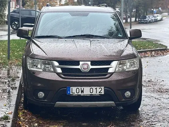Fiat Freemont 2012 photo 4