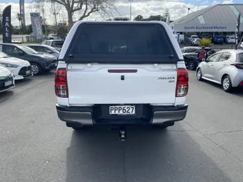 Toyota Hilux 2022 photo 4