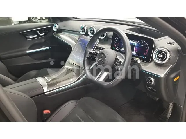Mercedes-Benz C200 2024 photo 5