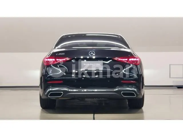 Mercedes-Benz C200 2024 photo 2