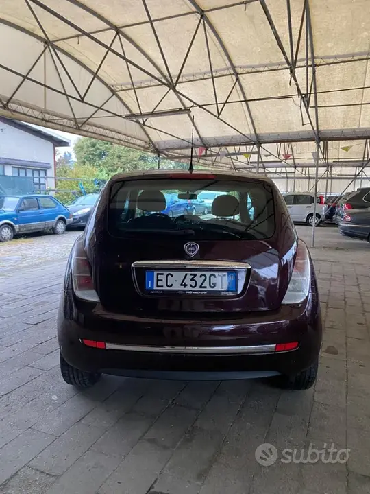 Lancia Ypsilon 2010 photo 4