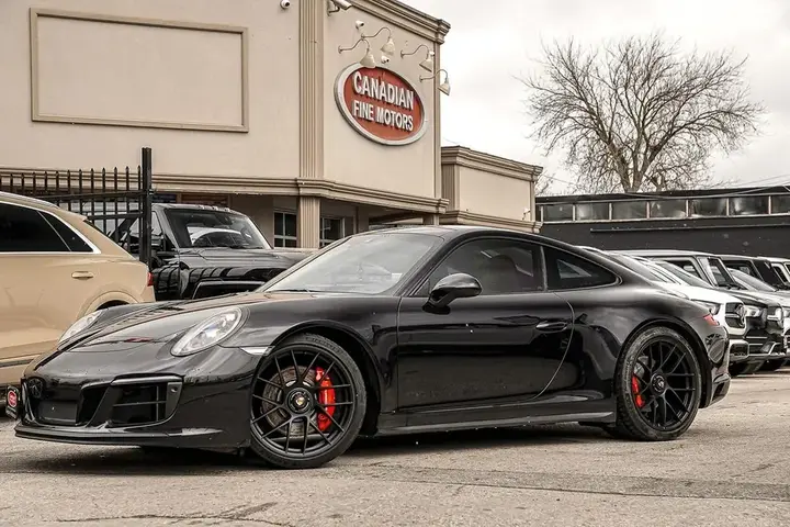 Porsche 911 2019 photo 2