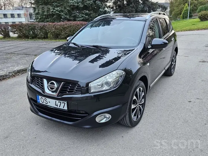 Nissan Qashqai 2011 photo 2