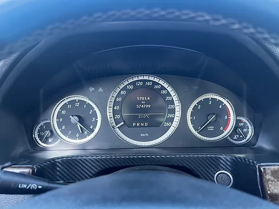 Mercedes-Benz E200 2010 photo 5