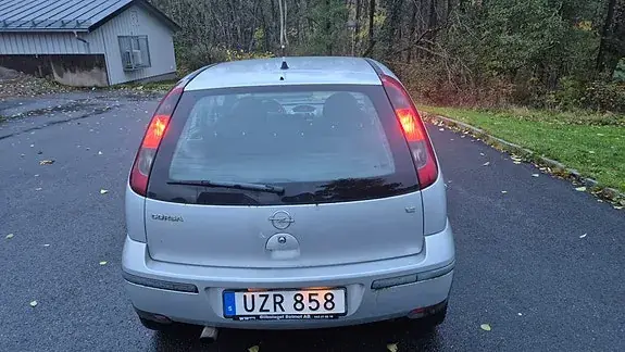 Opel Corsa 2004 photo 4