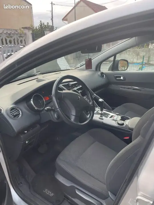 Peugeot 3008 2012 photo 4