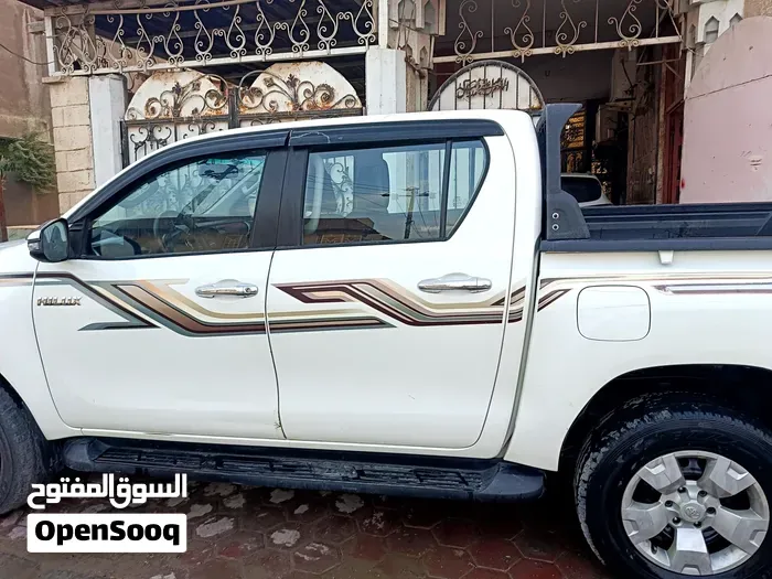 Toyota Hilux 2018 photo 2