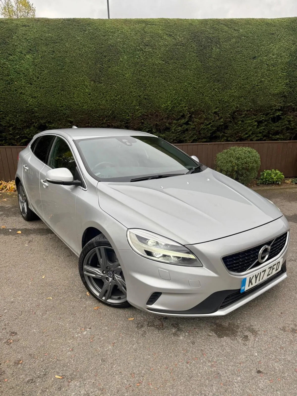 Volvo V40 2017 photo 2