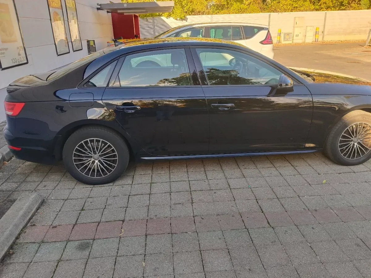 Audi A4 2016 photo 3