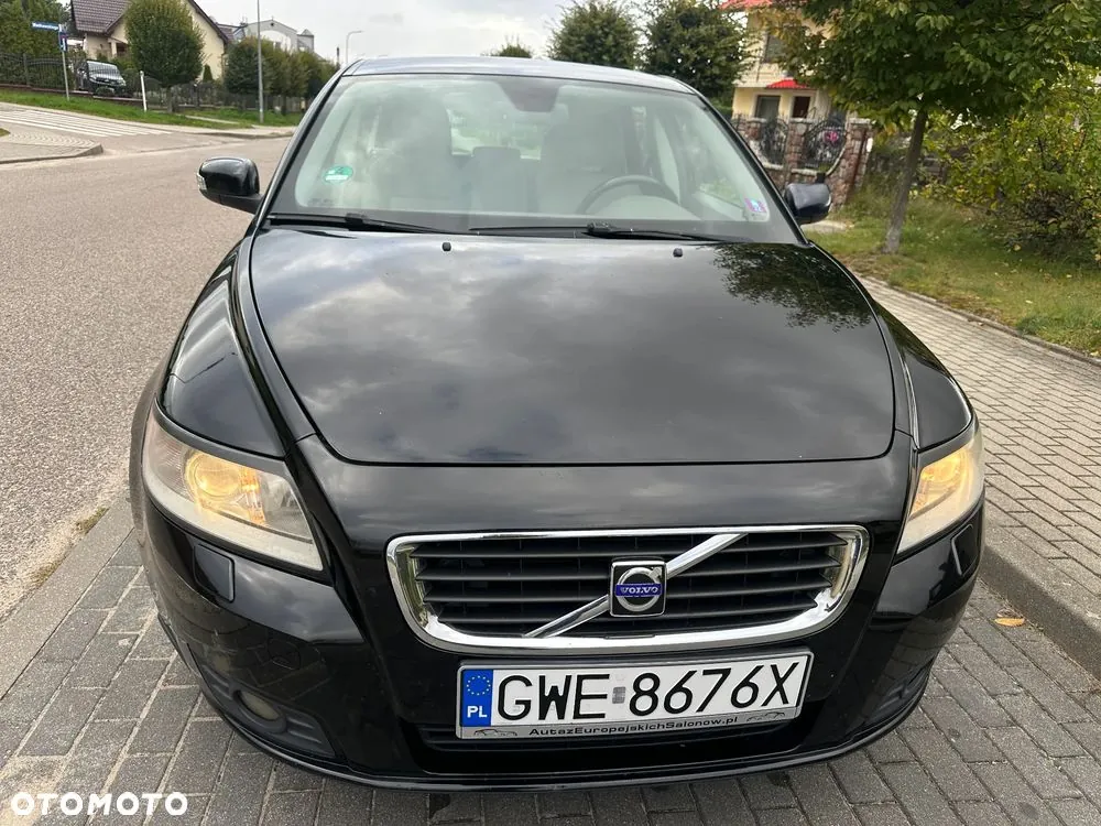Volvo V50