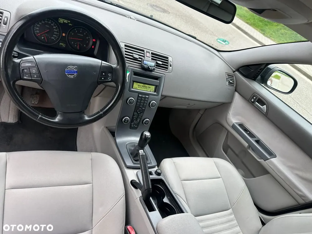 Volvo V50 2008 photo 2