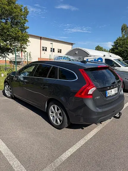 Volvo V60 2012 photo 4