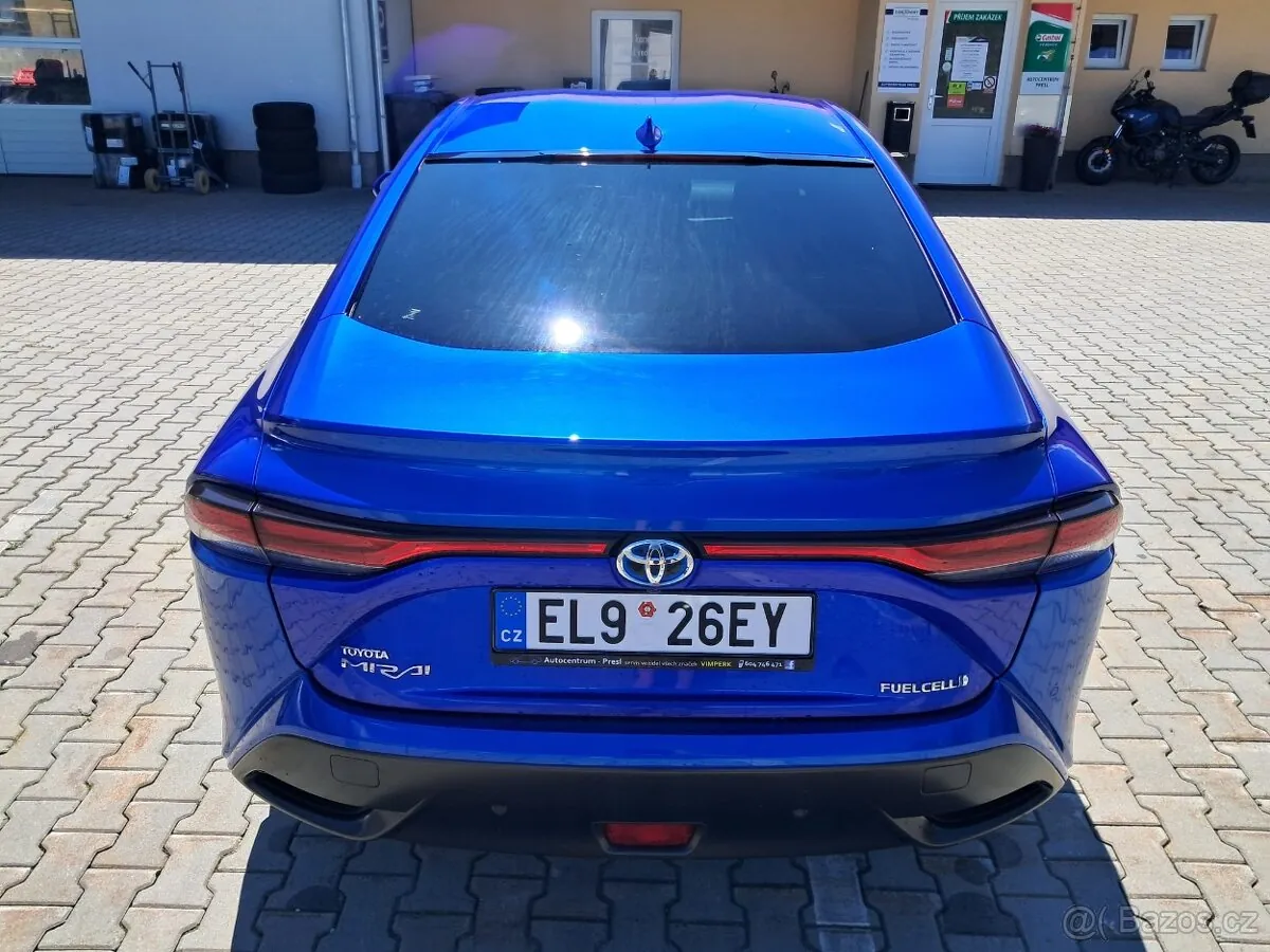 Toyota Mirai 2022 photo 5