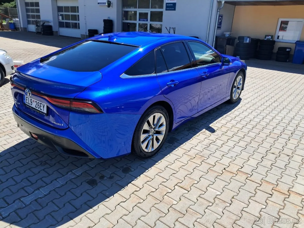 Toyota Mirai 2022 photo 4