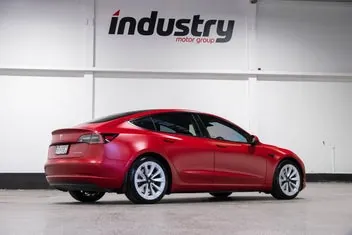 Tesla Model 3 2021 photo 4