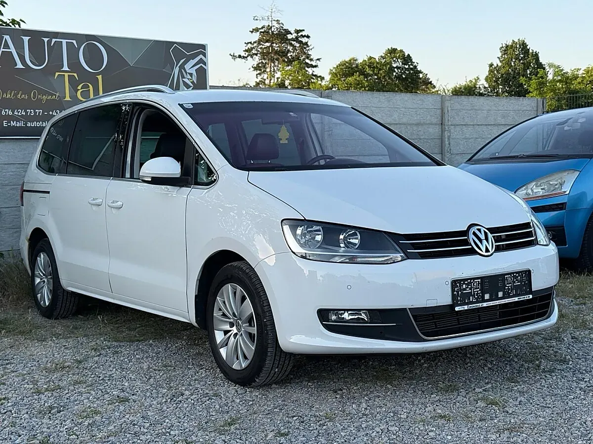 Volkswagen Sharan 2012 photo 2