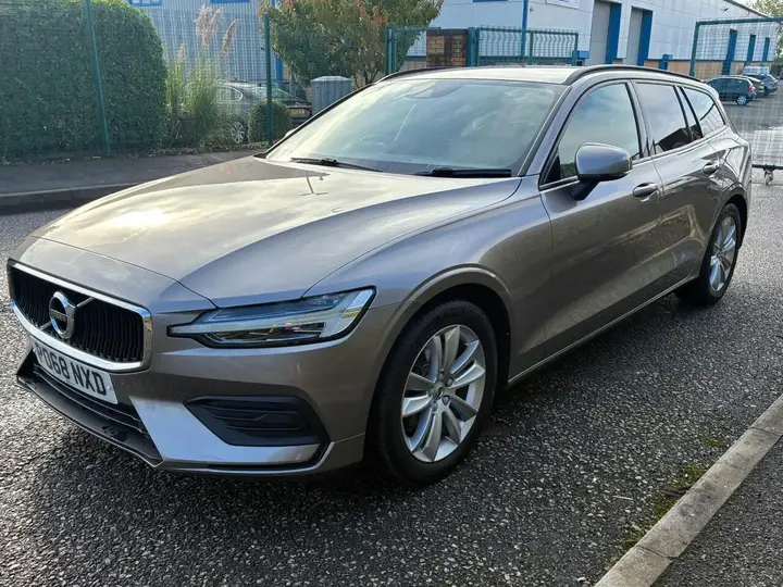 Volvo V60 2018 photo 3