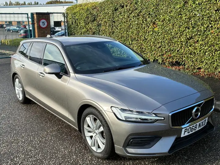 Volvo V60 2018 photo 2