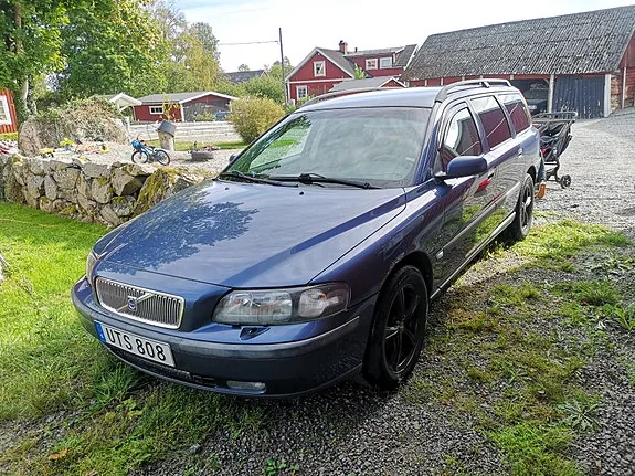 Volvo V70 2004 photo 3