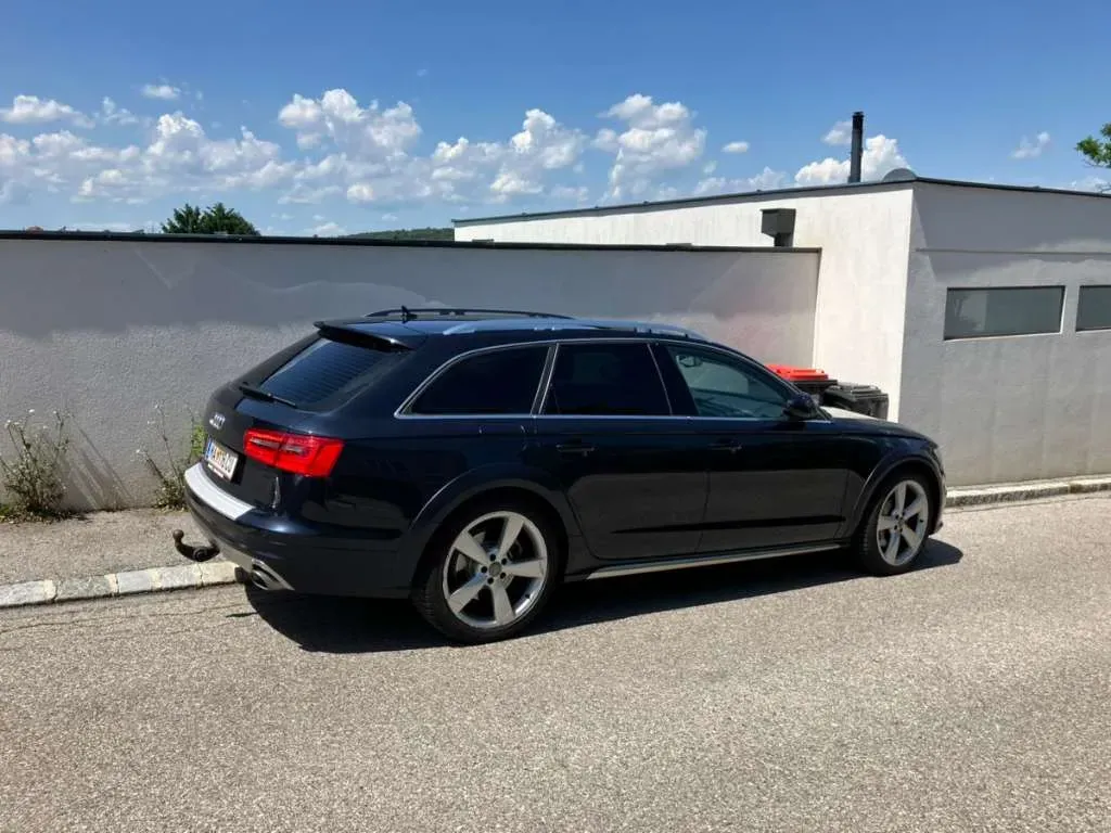 Audi A6 Allroad 2012 photo 3