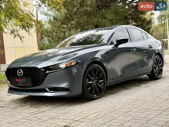Mazda 3 2023 photo 2